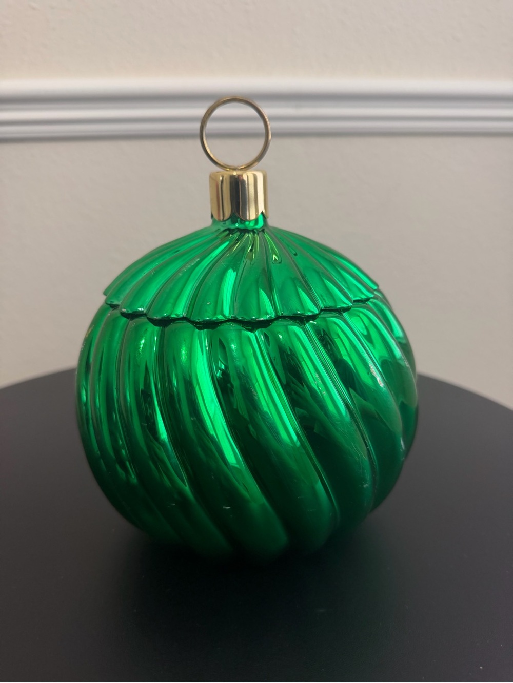 Green Ornament Decor